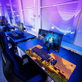 GamerGrip Creeper Zone Gaming Mouse Pad, XXXL Desktop Mat, 46 x 92 cm, Pixel Art Design